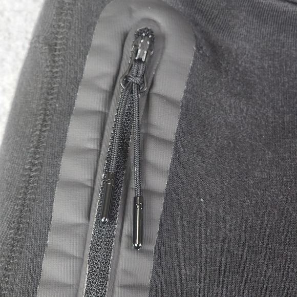 Nike Sportswear Tech Fleece Sweatpants Mens M Black Joggers Pockets FB8002-010 - Picture 4 of 16